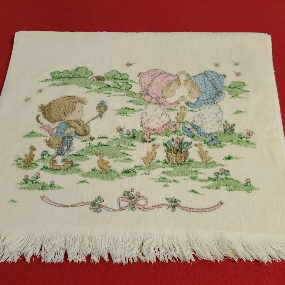 Betsey Clark Hallmark Martex 1977 bath towel VINTAGE approximately 22
